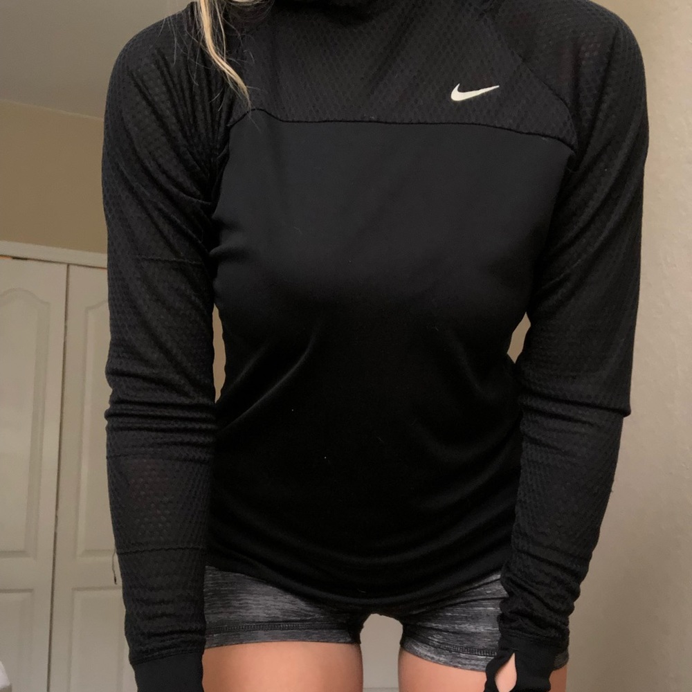black nike workout hoodie